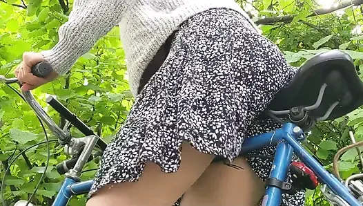 Bisikletle çok seyahat ediyorum