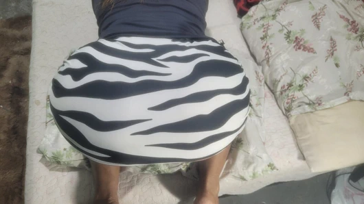 Bu adam hizmetçinin götünü çok dağınık ve kirli ve sıcak dölle bıraktı