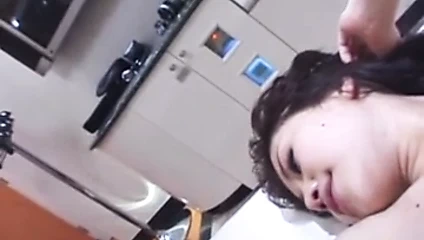 büyük göğüsler ile lanet çinli kadınlar