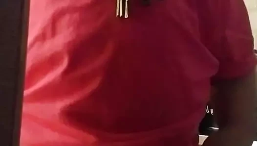 Yeni külotumu göstermek zorunda kaldım