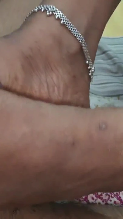 Ateşli desi yengeye elle muamele ve ayakla muamele husbend | Klip 1