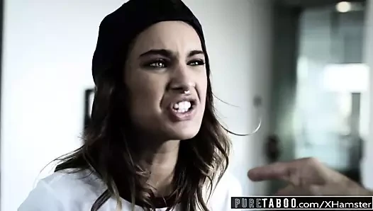 Saf tabu genç kız uma jolie üvey erkek kardeşini sikmesi için kandırıyor