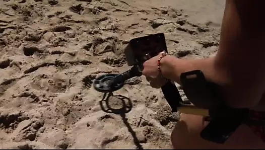 Lindsay conklin: seksi bikinili kız - Sharktopus