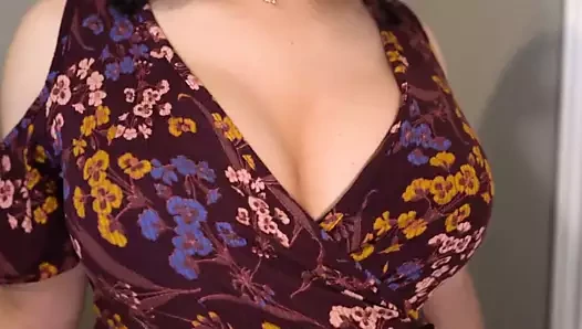 Crossdresser şerit kızdırmak ve yapay penis boşalmak