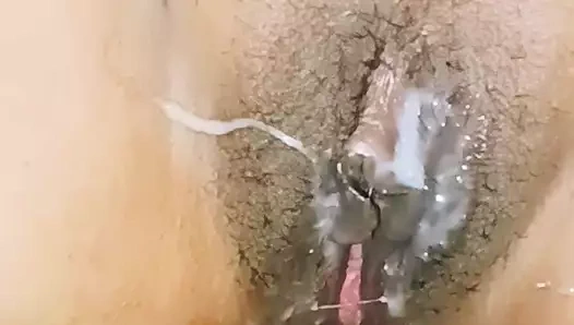 Karımla yakın çekim sikişiyorum