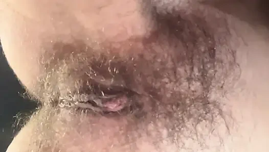 Öğretmen mola sırasında kıllı ıslak amına mastürbasyon yapıyor