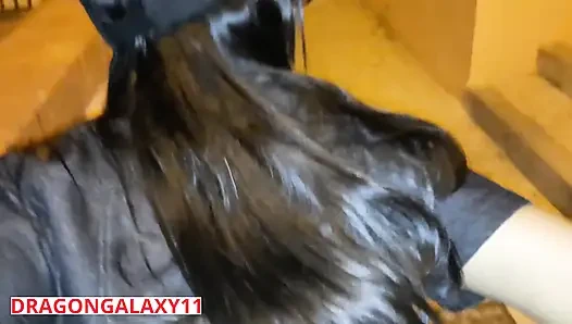 (Riskli Halka Açık) Seksi latin kolejli sokakta anal seks ve dölleme bakış açısı