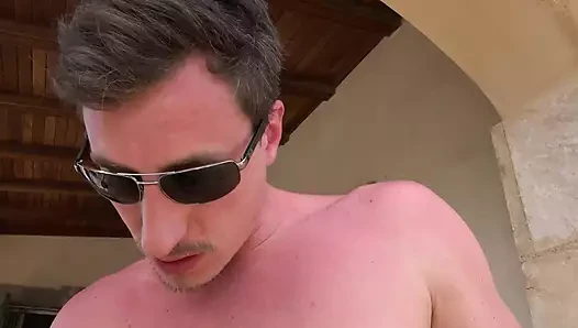 Karım küçük doğal memeli sürtük Alman deneyimli bir kadın