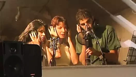 Gina lovergine forgatas testkozelben