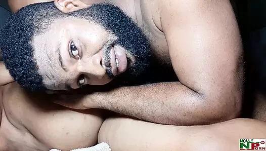 Zenci nijeryalı şişman amcık Afrikalı porno yıldızı tarafından sikiliyor bölüm 2