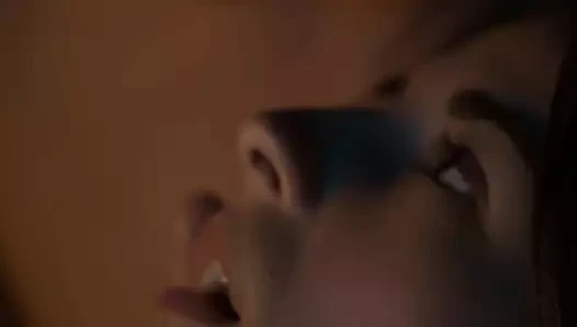 Romantizmde derinden ısırıyor