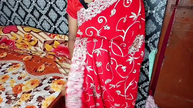 Satış Ki Eşim Mujhe Se Chudne Aaye Lal Sari Aur Lal Panty Bra Me Çamaşır Çamaşırı Ben Rind Laga Kar Khub Pela, Desi Porno Videoları