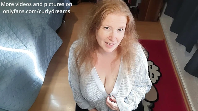 curly_dreams resminde daha büyük görünüyordu - yarağın göğüslerim için çok küçük