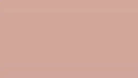 Büyük götlü kız arkadaş klitoristen zevk aldığında yumuşak hareket ediyor