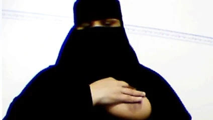 Niqabi milf verir talimat