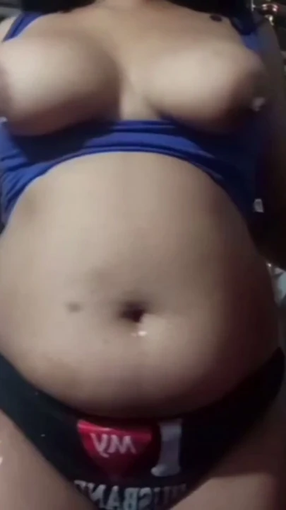 Desi hot bhabhi ki jawani chadhane par apne khud khud se doodh se doodh nikal kar chuta me fat dildo mein chuta kar… | Clip 1