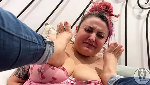 Ayak parmaklarının arasındaki 4k burun romantizm ayak sm0 ther