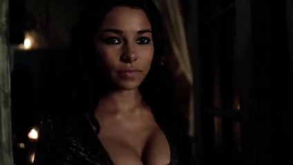 jessica parker kennedy 1