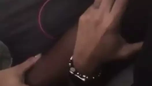 Uçakta parmak zevk bir kadın