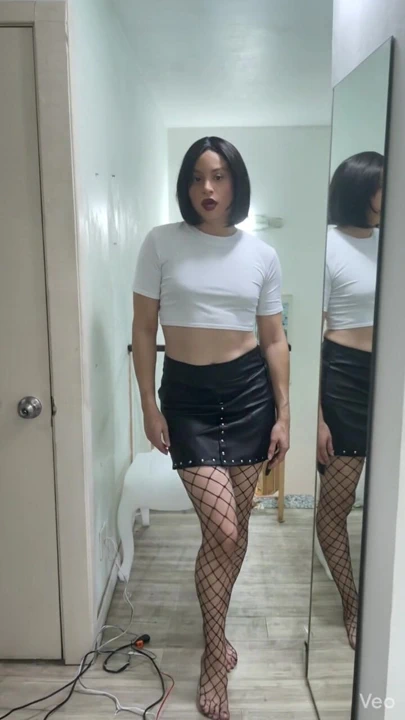 Cdzinha mastürbasyon yapıyor 4