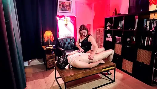 Adalet odası sanatsal kadın egemenliği "aile mücevherleri"