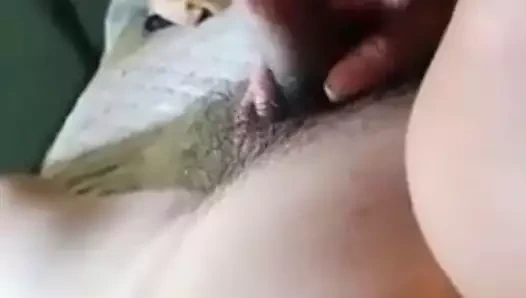 genç enayi gelen yeni zevk ile evli bir adam