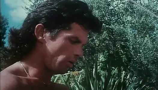 Moana Ve Kariyer Sürtük Arkadaşları Penis Emiyor Ve Her Delikten Alıyor