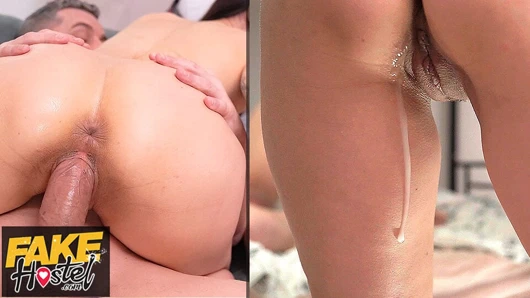 Fake hostel - adam yanlışlıkla ıslak üçlü seksten önce döl alan kız arkadaşını paylaşıyor