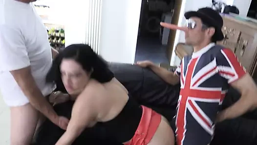 2 adam ve bir kirli sürtük ile üçlü lanet !!!