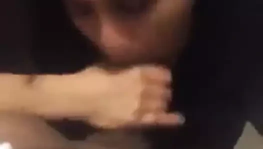 küçük esmer bbc çubuk çalışır