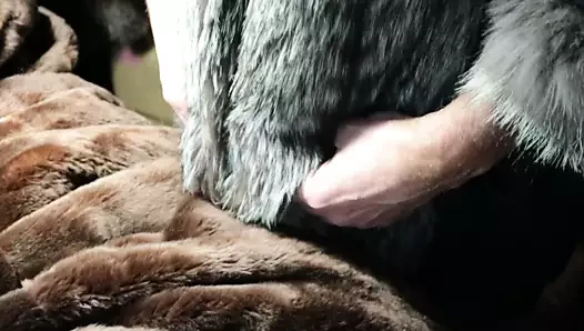 Gümüş tilki kunduz ve vizon kürk vuruş