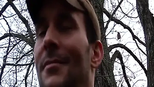 Fransa'dan yaşlı iri güzel kadın anal deliğine büyük yarak alıyor