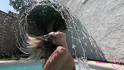 Kléo Furiosa: Kökenler