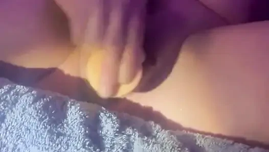 Dildo fışkırtarak boşalma