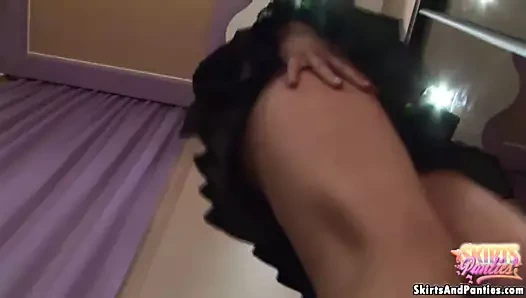 eteğime bakmaya mı çalışıyorsun