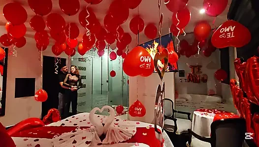 Sevgililer Günü için komşumun karısıyla bir motele gittim