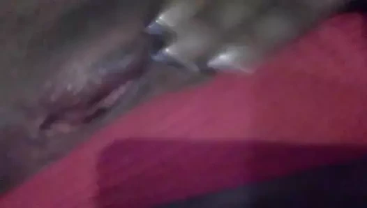 Esposa jugando con su vagina caliente