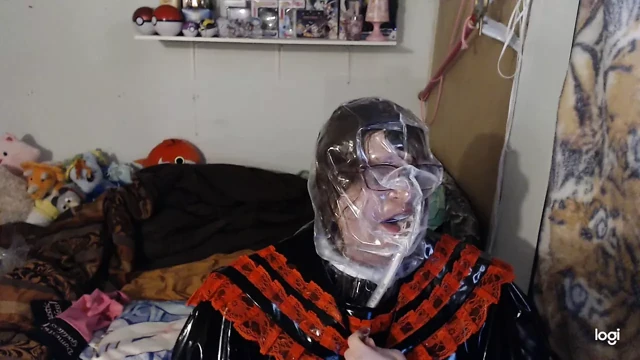 PVC kauçuk kız öğrenci sissy - nefes oyunu ve yastık kambur