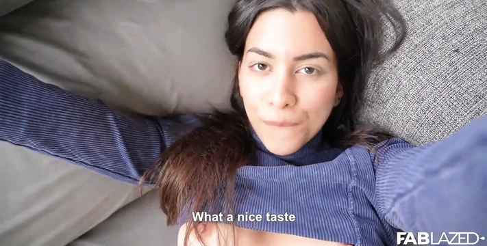 Seninle konuşmak ve mastürbasyon yapmak beni tahrik ediyor! Senin için boşalacağım!!