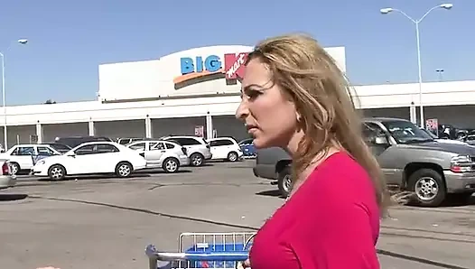 Savanna Jane ateşli bir orta yaşlı seksi kadın. savannah james,barry scott - sapık orta yaşlı seksi kadınlar