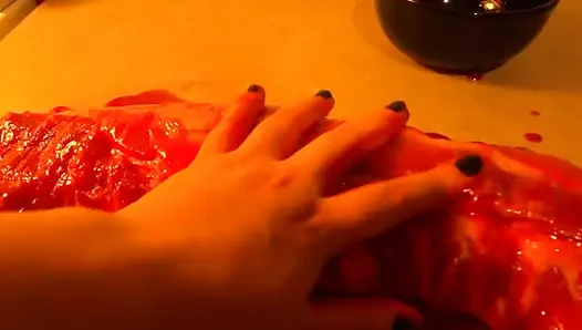 Seni et parçası gibi ovuyorum eyou benim dokunuşum gibi