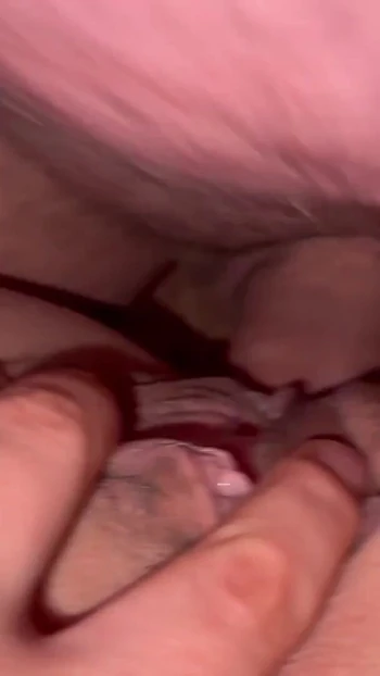 Волнующий момент из "Задница в киску и сперму в задницу крупным планом"