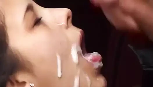 Gerçek sikme üzerinde büyük kamu sokak