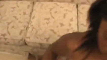 Cumfilled siyah güzellik cherrie derin kedi ripping