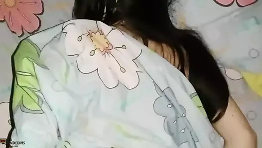 Emma Vict yarağıma binerken bir sürtük - İspanyolca porno