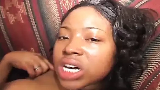 Tombul çikolata kız seviyor büyük çük