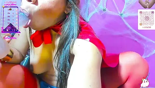 Seksi harika kadının ağzımın derinliklerinde ur yarağına ihtiyacı var ve götüm beni yerde büyük fışkırtıyor lütfen daddlove