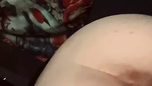 Üvey erkek kardeş ve üvey kız kardeş ebeveynleri evden ayrıldıktan sonra sikişiyor