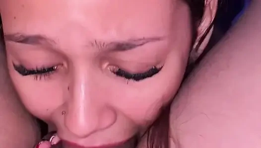 Her gün onun yarağını emiyor hobim