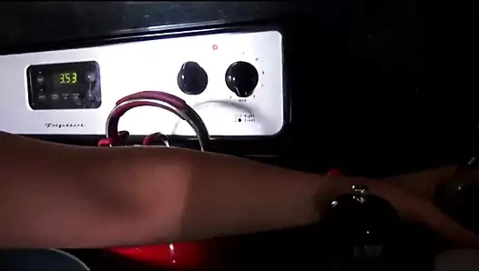 Sıcak ve azgın gf, erkeğinin biftek ve bir bj gününü kutlamasına yardımcı olur